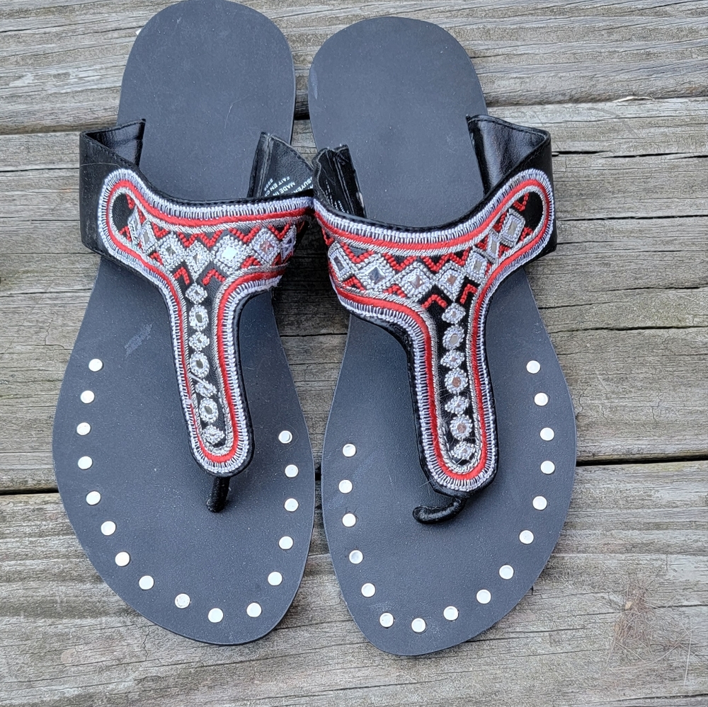 Aztec print flat sandals red/bk/wh. size 7 womenl. See pics. NWOB*